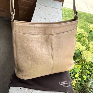 COACH Vintage Hudson Sonoma Y2K Sand Bucket Compartments Shoulder Bag Distressed